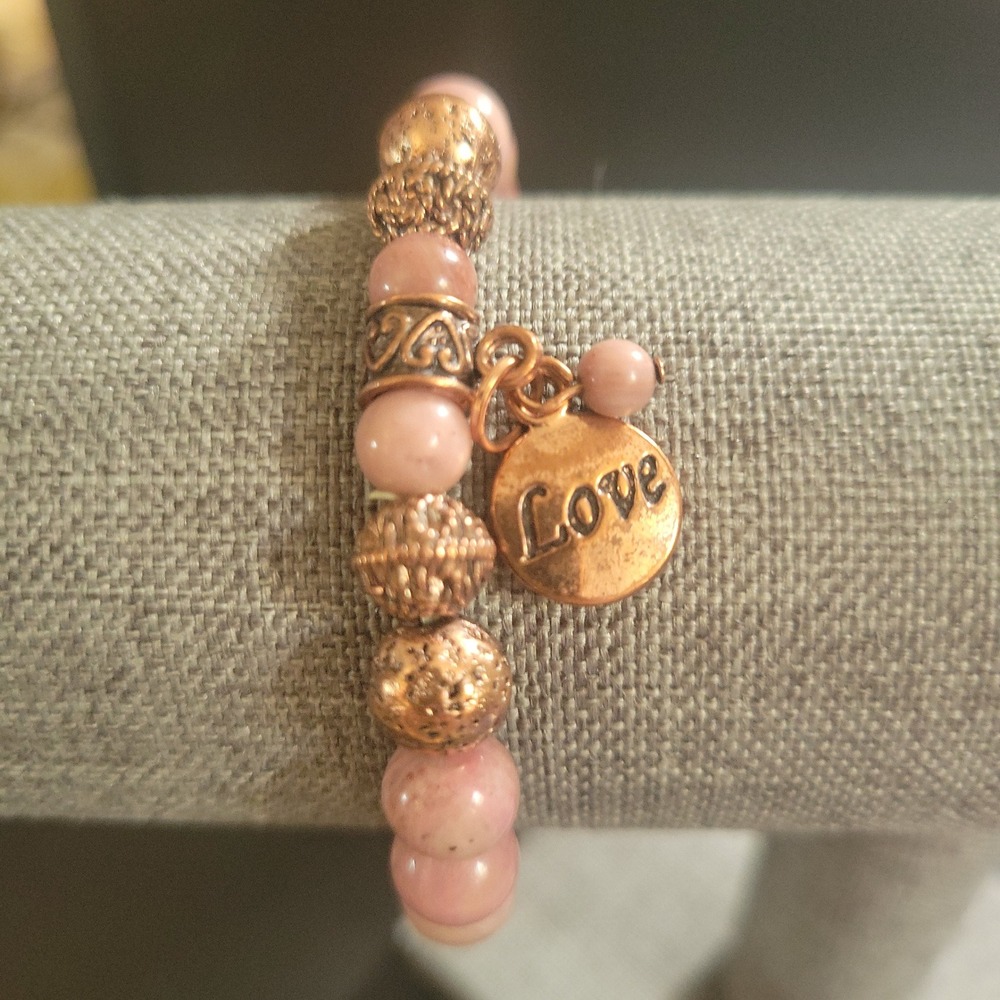 Pink Stone Beaded Stretch Bracelet Copper Love Charm Size 6.5 Cottagecore